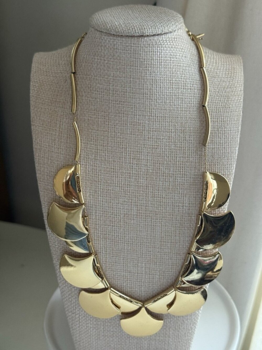 Kate Spade New York , Gold Sweetheart Scallop Necklace